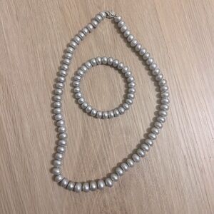 Cultured Freshwater Silver Pearl Necklace and Bracelet Set